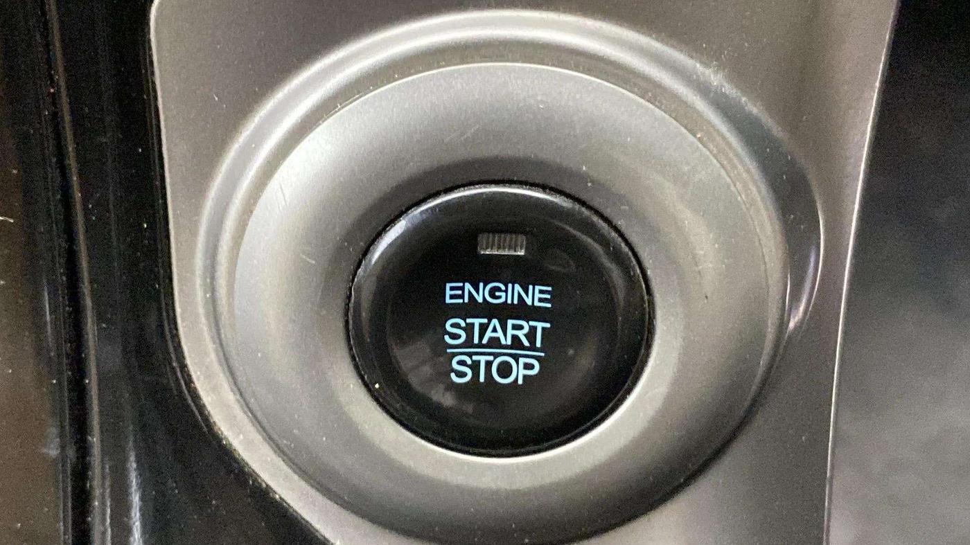 2020 Mahindra XUV500 W11 AT, Diesel, Automatic, 57,774 km, Keyless Start/ Stop Button