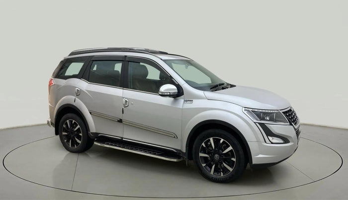 2020 Mahindra XUV500 W11 AT, Diesel, Automatic, 56,899 km, Right Front Diagonal