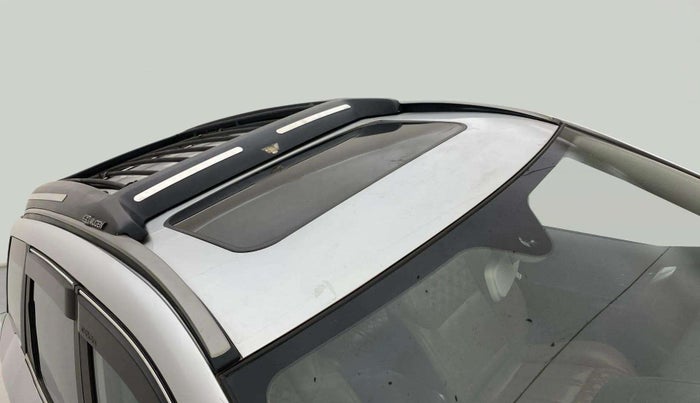 2020 Mahindra XUV500 W11 AT, Diesel, Automatic, 56,899 km, Roof