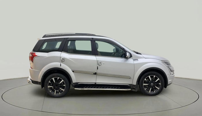 2020 Mahindra XUV500 W11 AT, Diesel, Automatic, 56,899 km, Right Side View