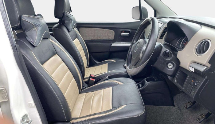 2015 Maruti Wagon R 1.0 VXI, Petrol, Manual, 60,778 km, Right Side Front Door Cabin