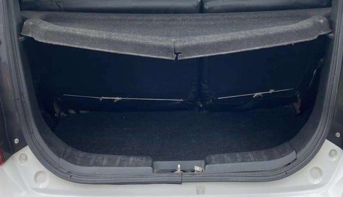 2015 Maruti Wagon R 1.0 VXI, Petrol, Manual, 60,778 km, Boot Inside