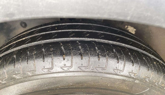 2022 Maruti IGNIS ZETA 1.2, Petrol, Manual, 36,974 km, Left Front Tyre Tread