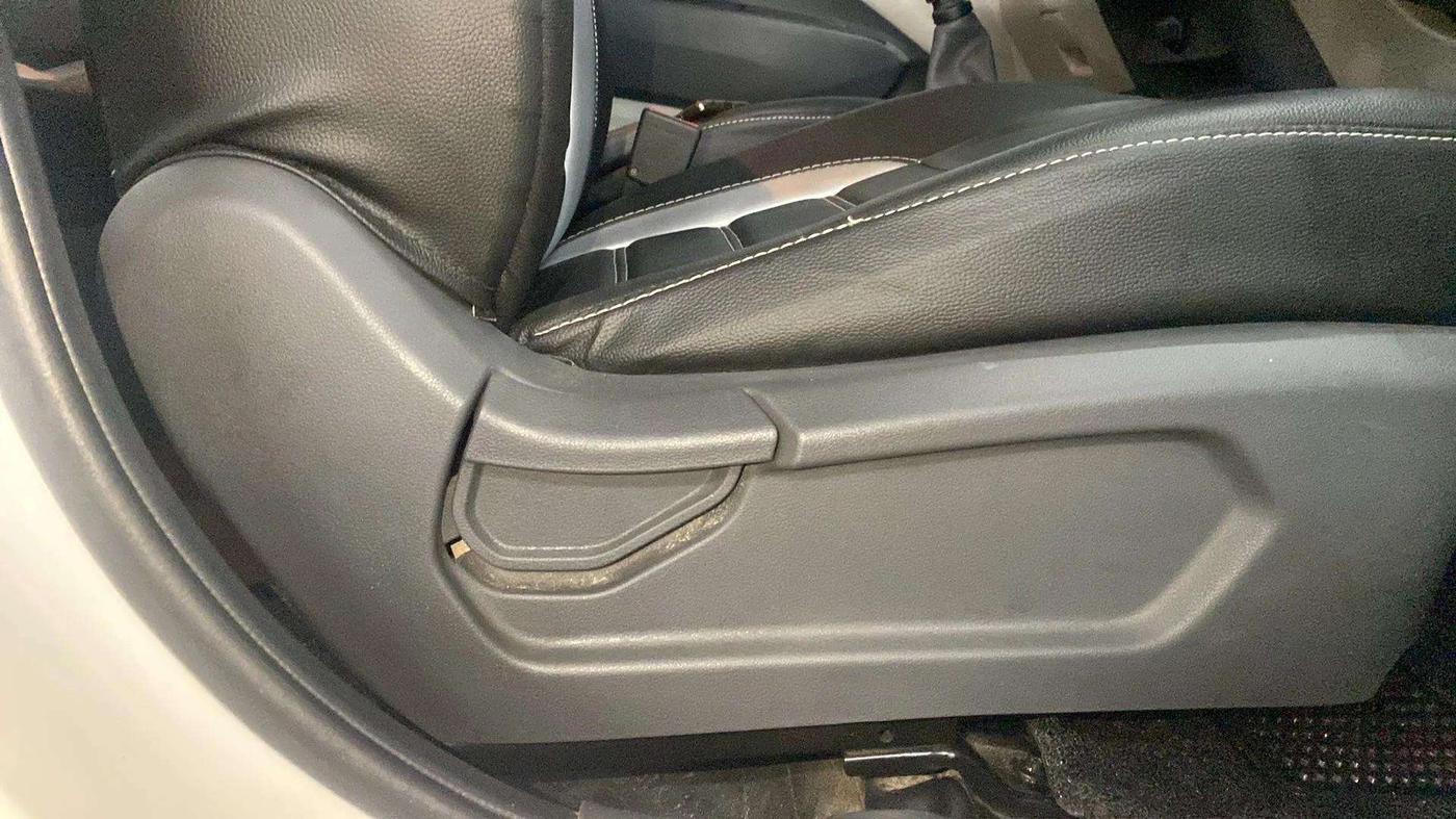 2022 Hyundai AURA E 1.2, Petrol, Manual, 54,532 km, Driver Side Adjustment Panel