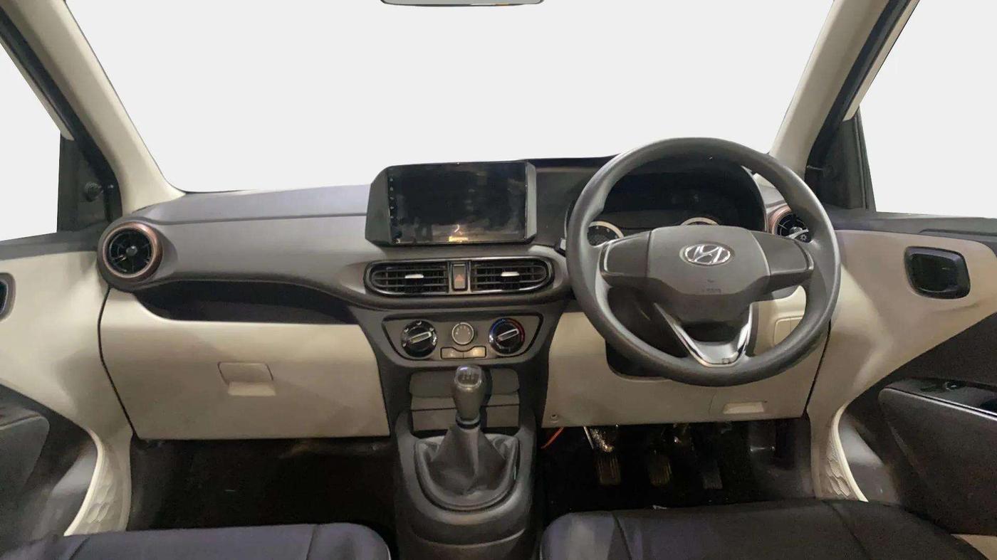 2022 Hyundai AURA E 1.2, Petrol, Manual, 54,532 km, Dashboard