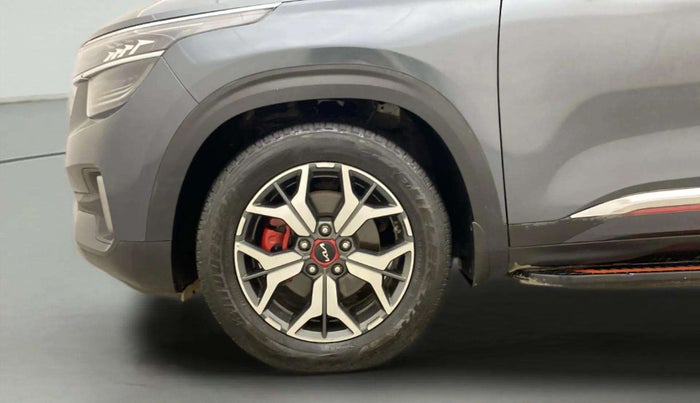 2021 KIA SELTOS GTX PLUS AT 1.5 DIESEL, Diesel, Automatic, 82,908 km, Left Front Wheel
