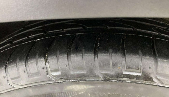 2021 KIA SELTOS GTX PLUS AT 1.5 DIESEL, Diesel, Automatic, 82,908 km, Left Front Tyre Tread