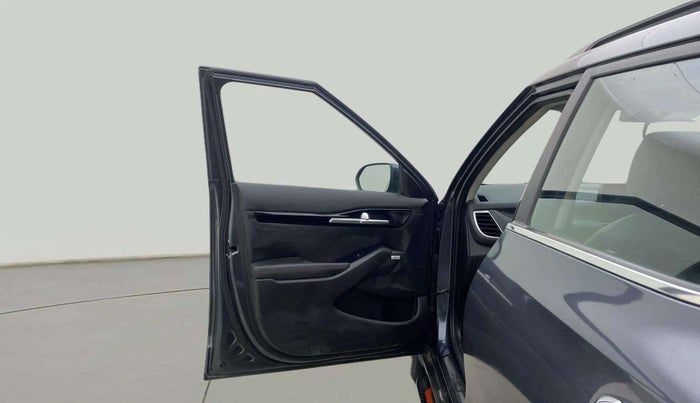 2021 KIA SELTOS GTX PLUS AT 1.5 DIESEL, Diesel, Automatic, 82,908 km, LHS Front Door