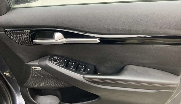 2021 KIA SELTOS GTX PLUS AT 1.5 DIESEL, Diesel, Automatic, 82,908 km, Driver Side Door Panels Control