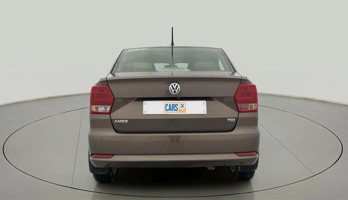 2018 Volkswagen Ameo HIGHLINE DSG 1.5 DIESEL , Diesel, Automatic, 1,27,242 km, Back/Rear