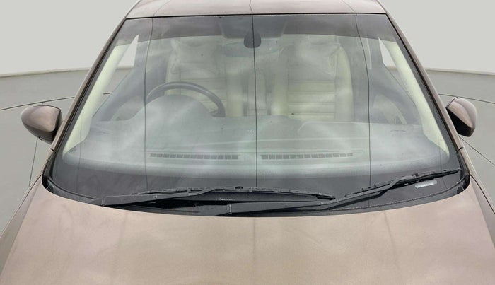 2018 Volkswagen Ameo HIGHLINE DSG 1.5 DIESEL , Diesel, Automatic, 1,27,242 km, Front Windshield