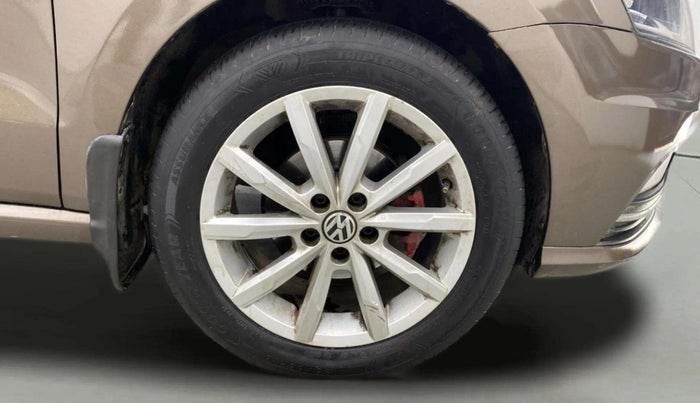 2018 Volkswagen Ameo HIGHLINE DSG 1.5 DIESEL , Diesel, Automatic, 1,27,242 km, Right Front Wheel