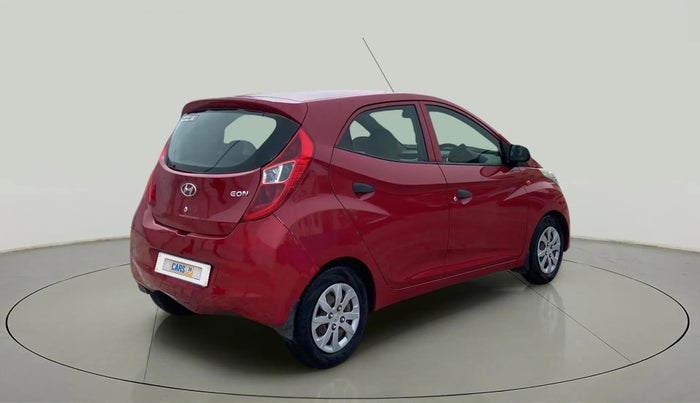 2017 Hyundai Eon MAGNA +, Petrol, Manual, 1,35,843 km, Right Back Diagonal