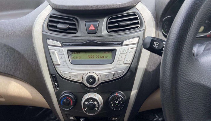2017 Hyundai Eon MAGNA +, Petrol, Manual, 1,35,843 km, Air Conditioner