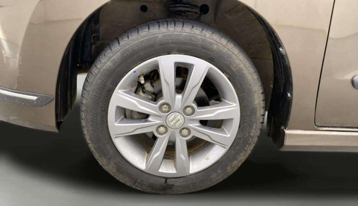 2017 Maruti Wagon R 1.0 VXI+, Petrol, Manual, 42,524 km, Left Front Wheel