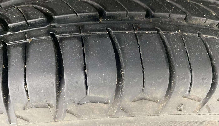2017 Maruti Wagon R 1.0 VXI+, Petrol, Manual, 42,524 km, Left Rear Tyre Tread