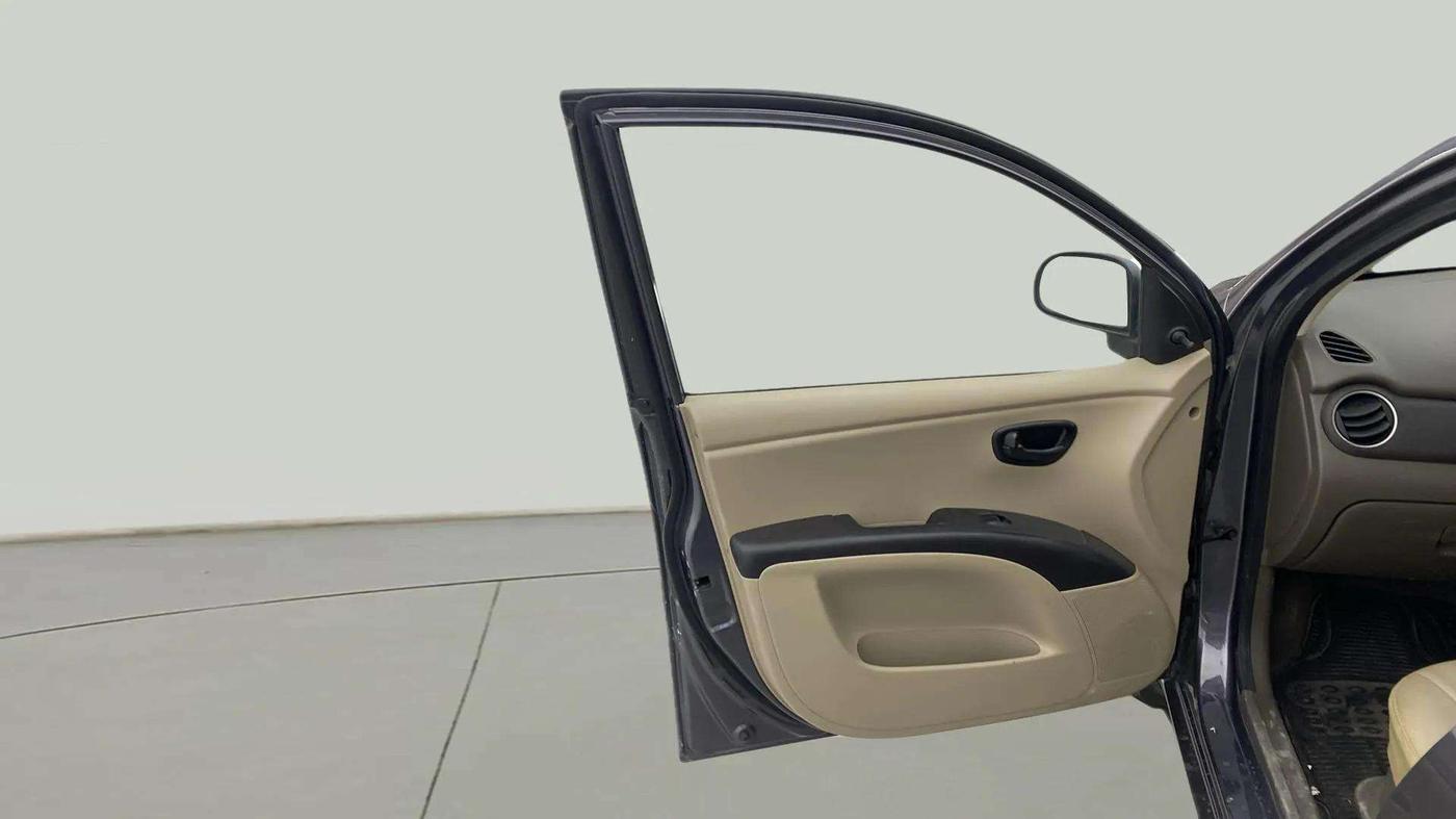 2016 Hyundai i10 MAGNA 1.1, Petrol, Manual, 65,226 km, LHS Front Door