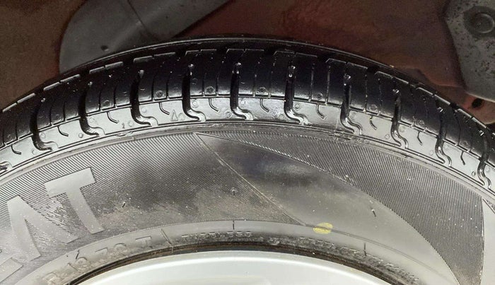 2012 Hyundai i10 MAGNA 1.1, Petrol, Manual, 37,188 km, Left Rear Tyre Tread
