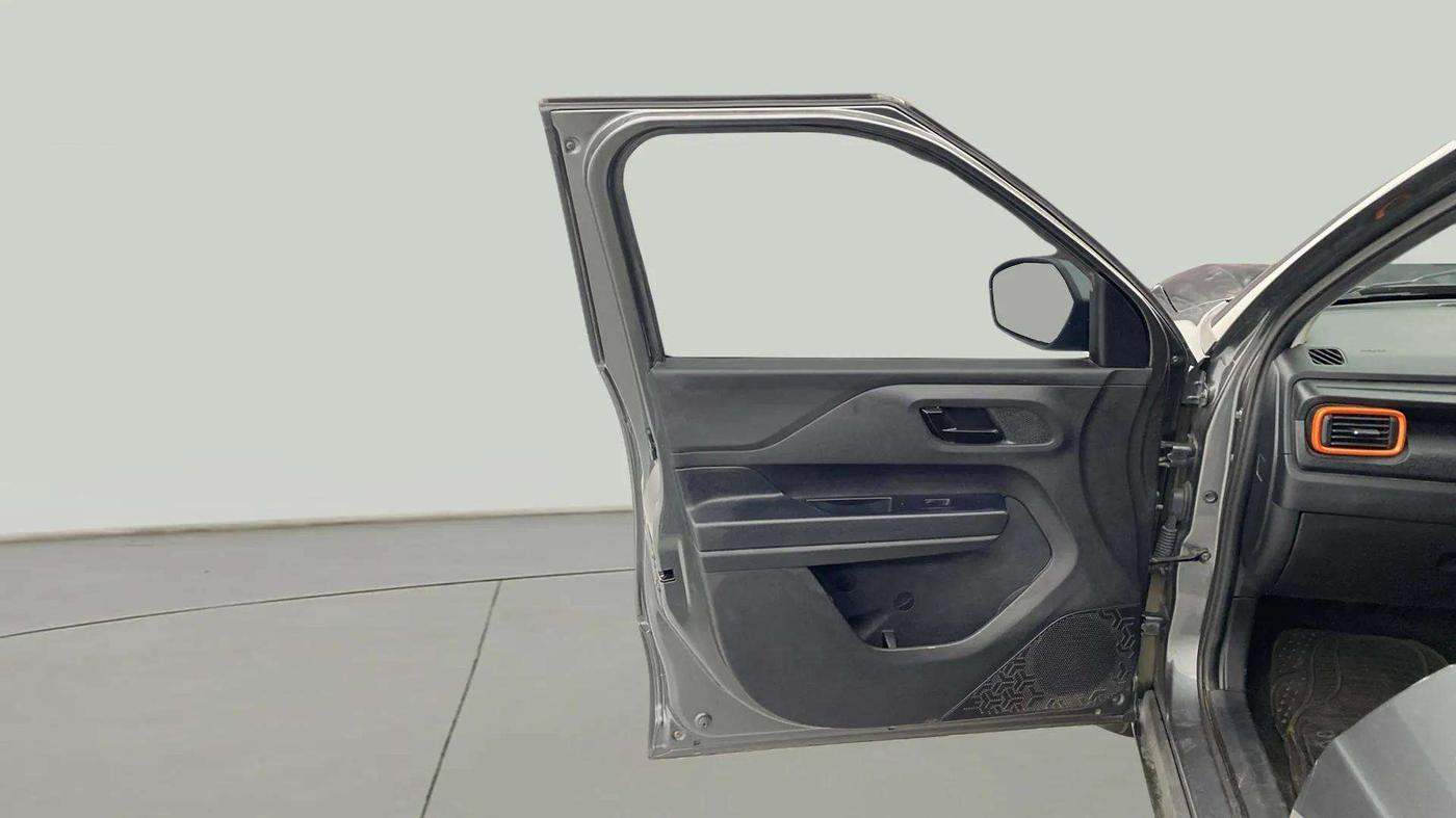 2024 Tata PUNCH ADVENTURE MT, Petrol, Manual, 22,816 km, LHS Front Door