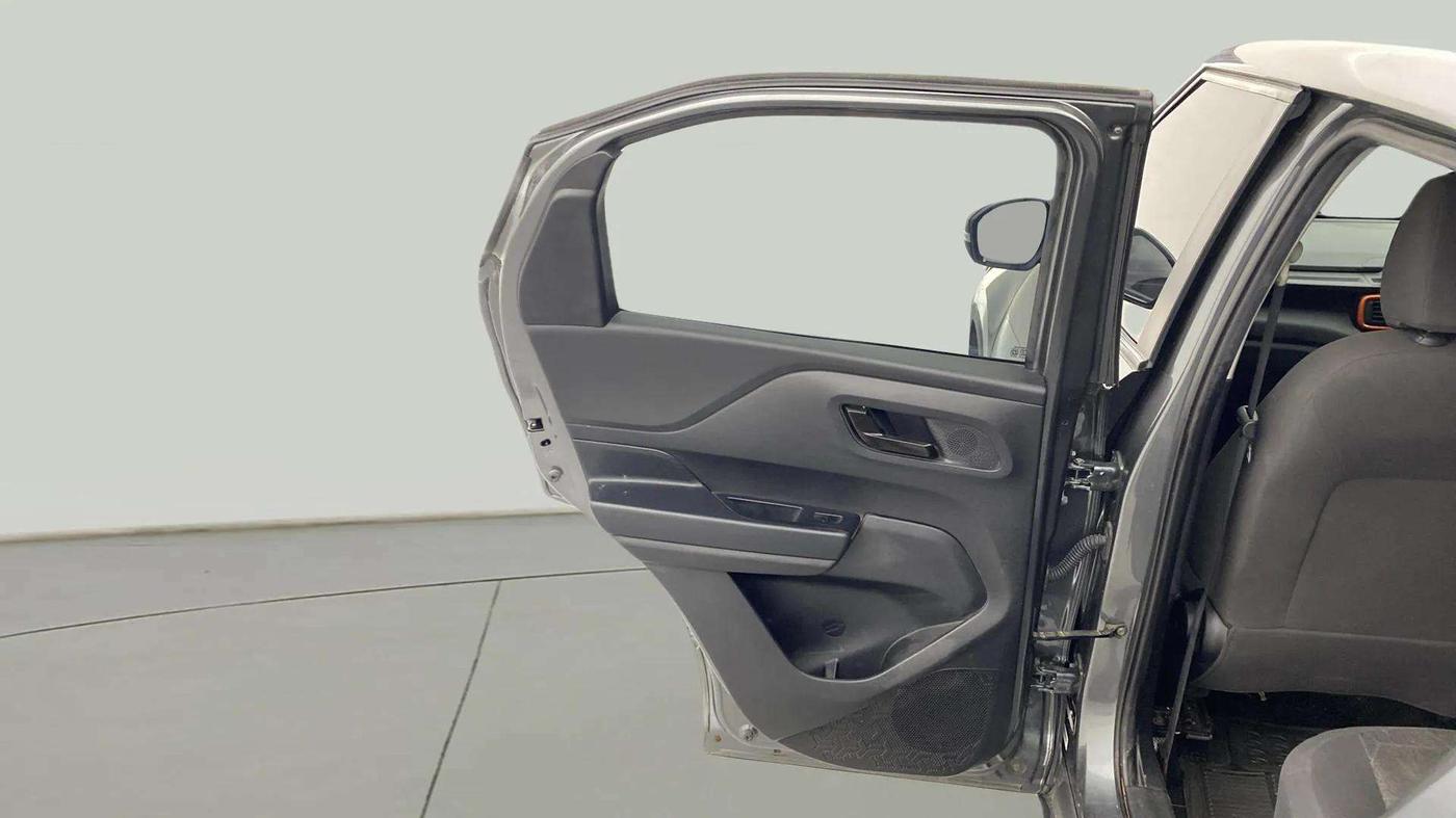 2024 Tata PUNCH ADVENTURE MT, Petrol, Manual, 22,816 km, LHS Rear Door