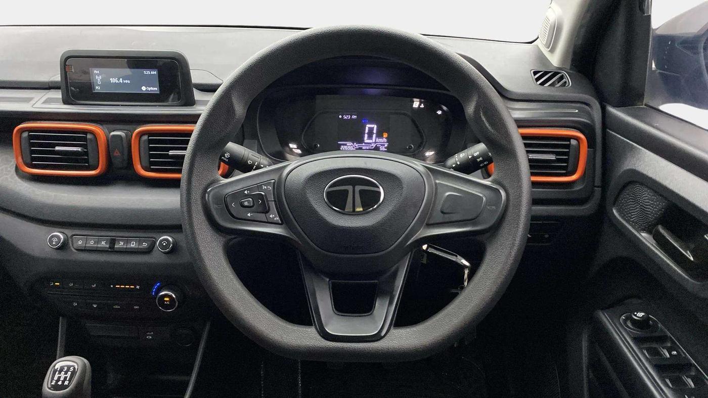 2024 Tata PUNCH ADVENTURE MT, Petrol, Manual, 22,816 km, Steering Wheel Close Up