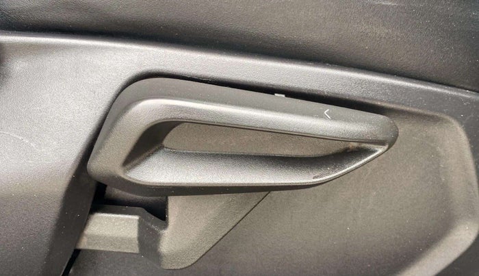 2022 Tata NEXON XZ PLUS PETROL DARK EDITION, Petrol, Manual, 15,501 km, Driver Side Adjustment Panel