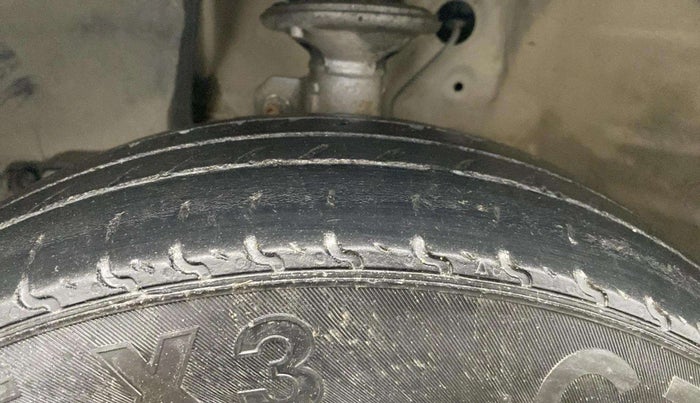 2023 Maruti New Wagon-R LXI CNG 1.0, CNG, Manual, 19,763 km, Left Front Tyre Tread