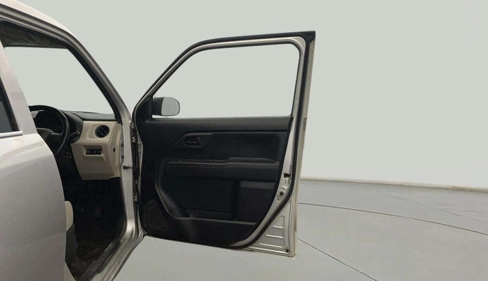 2023 Maruti New Wagon-R LXI CNG 1.0, CNG, Manual, 19,763 km, RHS Front Door