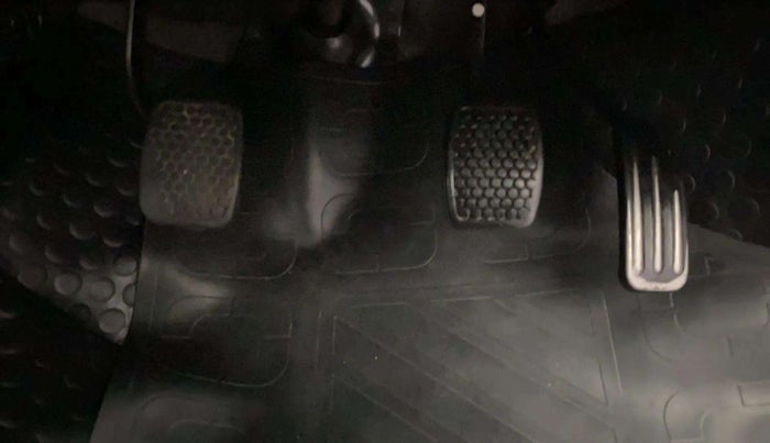 2014 Maruti Alto K10 VXI, Petrol, Manual, 69,615 km, Pedals