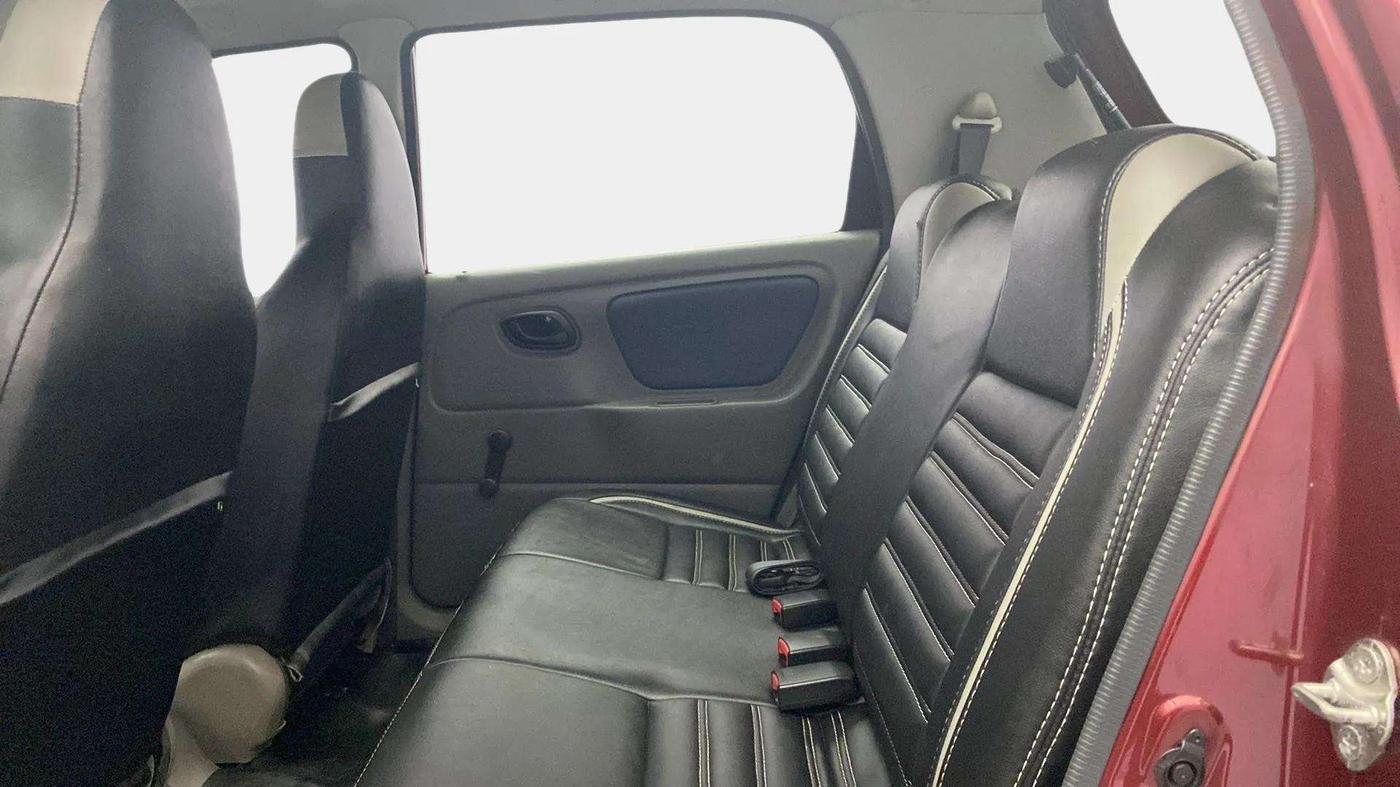 2014 Maruti Alto K10 VXI, Petrol, Manual, 69,885 km, Right Side Rear Door Cabin