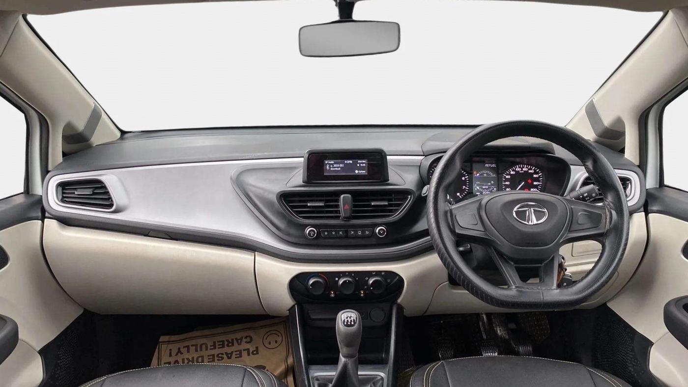 2021 Tata ALTROZ XE PETROL, Petrol, Manual, 25,475 km, Dashboard