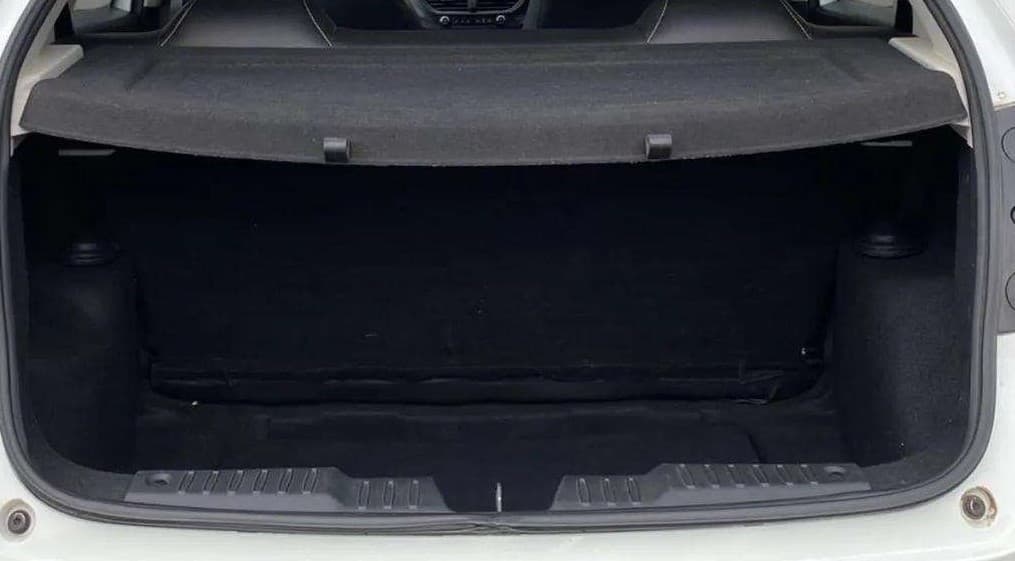 2021 Tata ALTROZ XE PETROL, Petrol, Manual, 25,475 km, Boot Inside