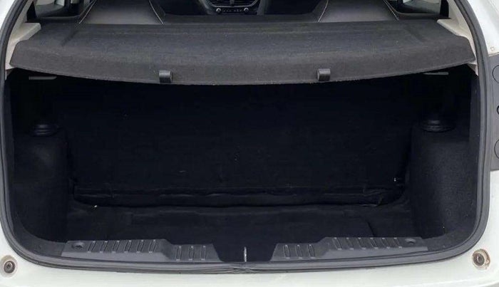 2021 Tata ALTROZ XE PETROL, Petrol, Manual, 25,475 km, Boot Inside