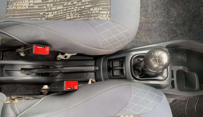 2017 Maruti Alto 800 VXI, Petrol, Manual, 35,667 km, Gear Lever