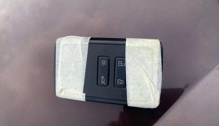 2021 Renault Kiger RXZ AMT, Petrol, Automatic, 47,150 km, Key Close Up