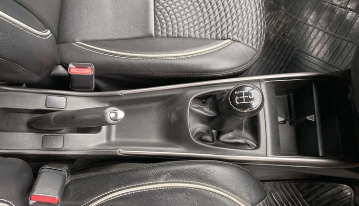 2019 Maruti Baleno DELTA PETROL 1.2, Petrol, Manual, 75,962 km, Gear Lever