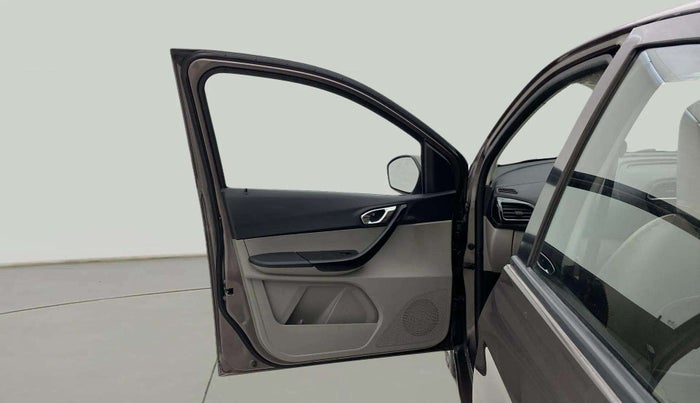 2018 Tata Tiago XZ PETROL, Petrol, Manual, 36,611 km, LHS Front Door