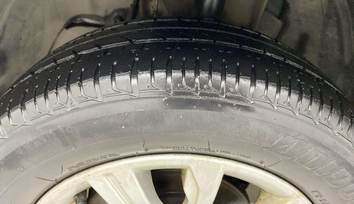 2018 Tata Tiago XZ PETROL, Petrol, Manual, 36,611 km, Left Front Tyre Tread