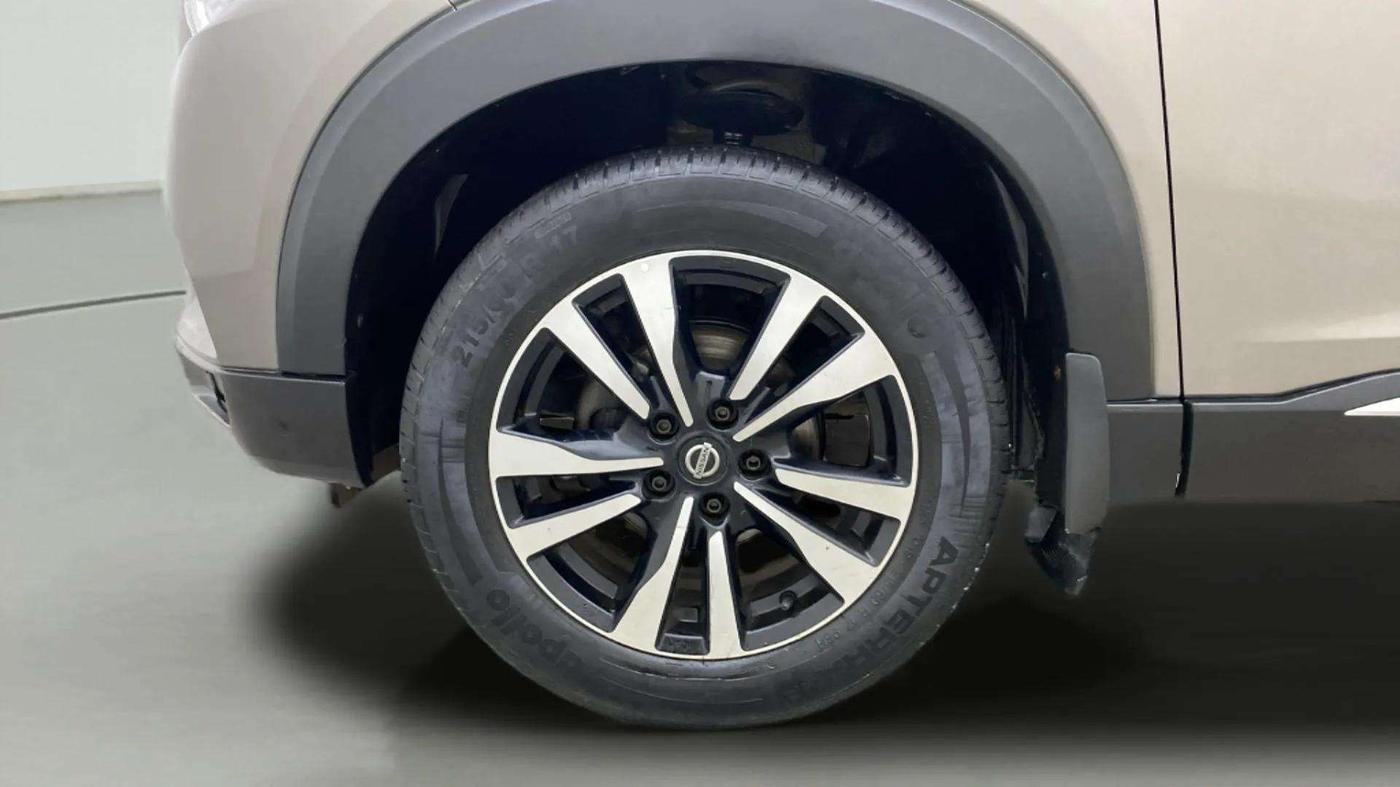 2021 Nissan Kicks XV 1.5, Petrol, Manual, 36,239 km, Left Front Wheel