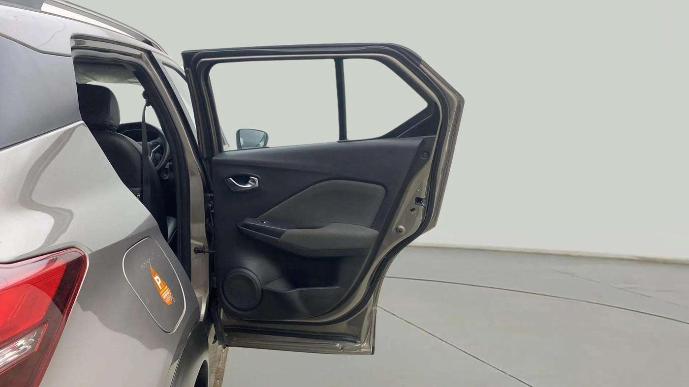 2021 Nissan Kicks XV 1.5, Petrol, Manual, 36,239 km, RHS Rear Door