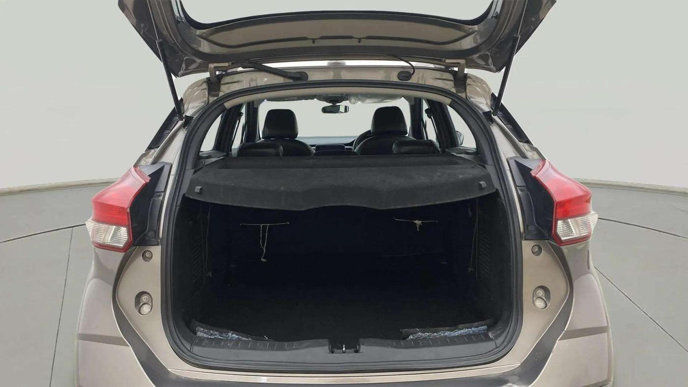 2021 Nissan Kicks XV 1.5, Petrol, Manual, 36,239 km, Boot Open Zoomed View