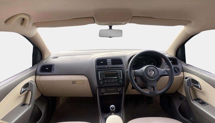 2013 Volkswagen Vento COMFORTLINE 1.6, Petrol, Manual, 69,533 km, Dashboard