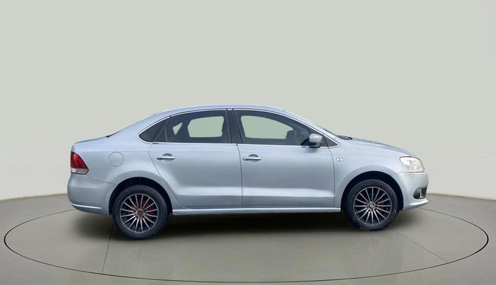 2013 Volkswagen Vento COMFORTLINE 1.6, Petrol, Manual, 69,533 km, Right Side View