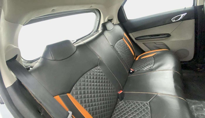 2018 Tata Tiago XZ PETROL, Petrol, Manual, 30,209 km, Right Side Rear Door Cabin