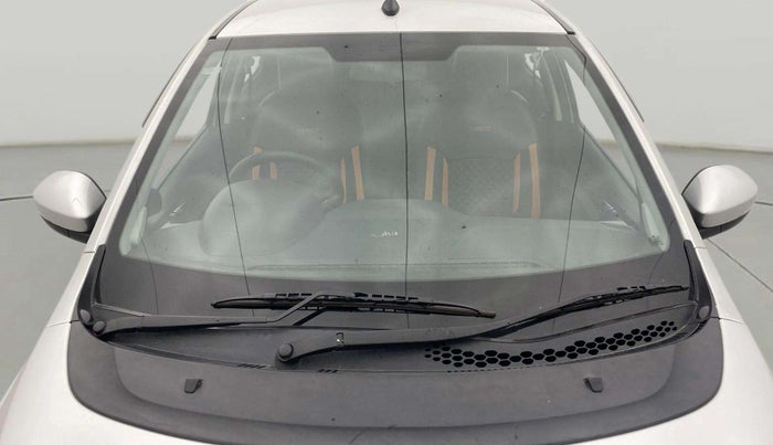 2018 Tata Tiago XZ PETROL, Petrol, Manual, 30,209 km, Front Windshield