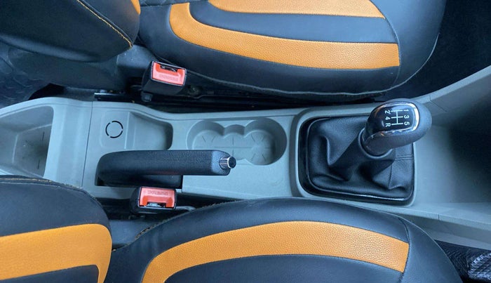 2018 Tata Tiago XZ PETROL, Petrol, Manual, 30,209 km, Gear Lever