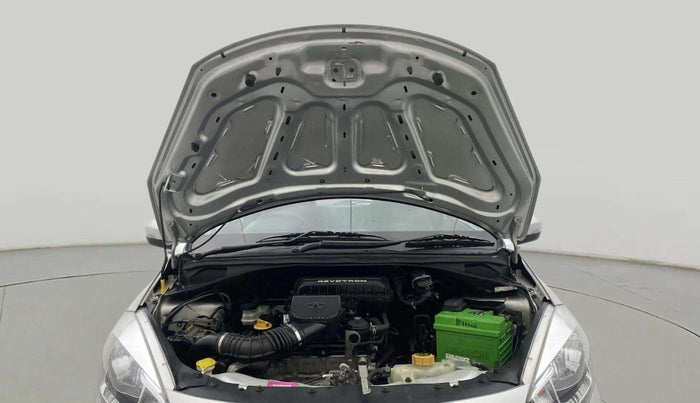 2018 Tata Tiago XZ PETROL, Petrol, Manual, 30,209 km, Open Bonet