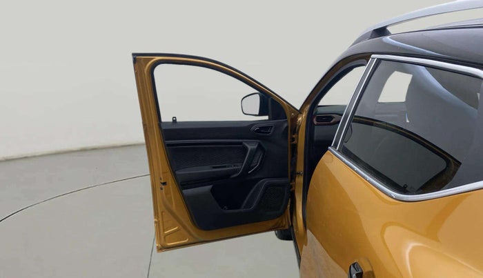 2022 Renault Kiger RXZ MT DUAL TONE, Petrol, Manual, 15,883 km, LHS Front Door