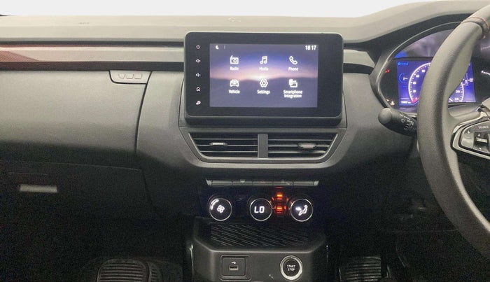 2022 Renault Kiger RXZ MT DUAL TONE, Petrol, Manual, 15,883 km, Air Conditioner