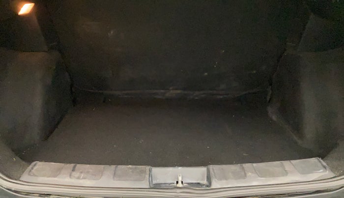 2022 Tata NEXON XMA SUNROOF PETROL, Petrol, Automatic, 41,512 km, Boot Inside